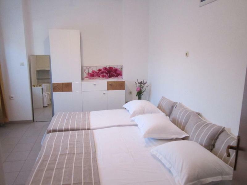 Ferienwohnung Studio Apartman Toni Split Exterior foto